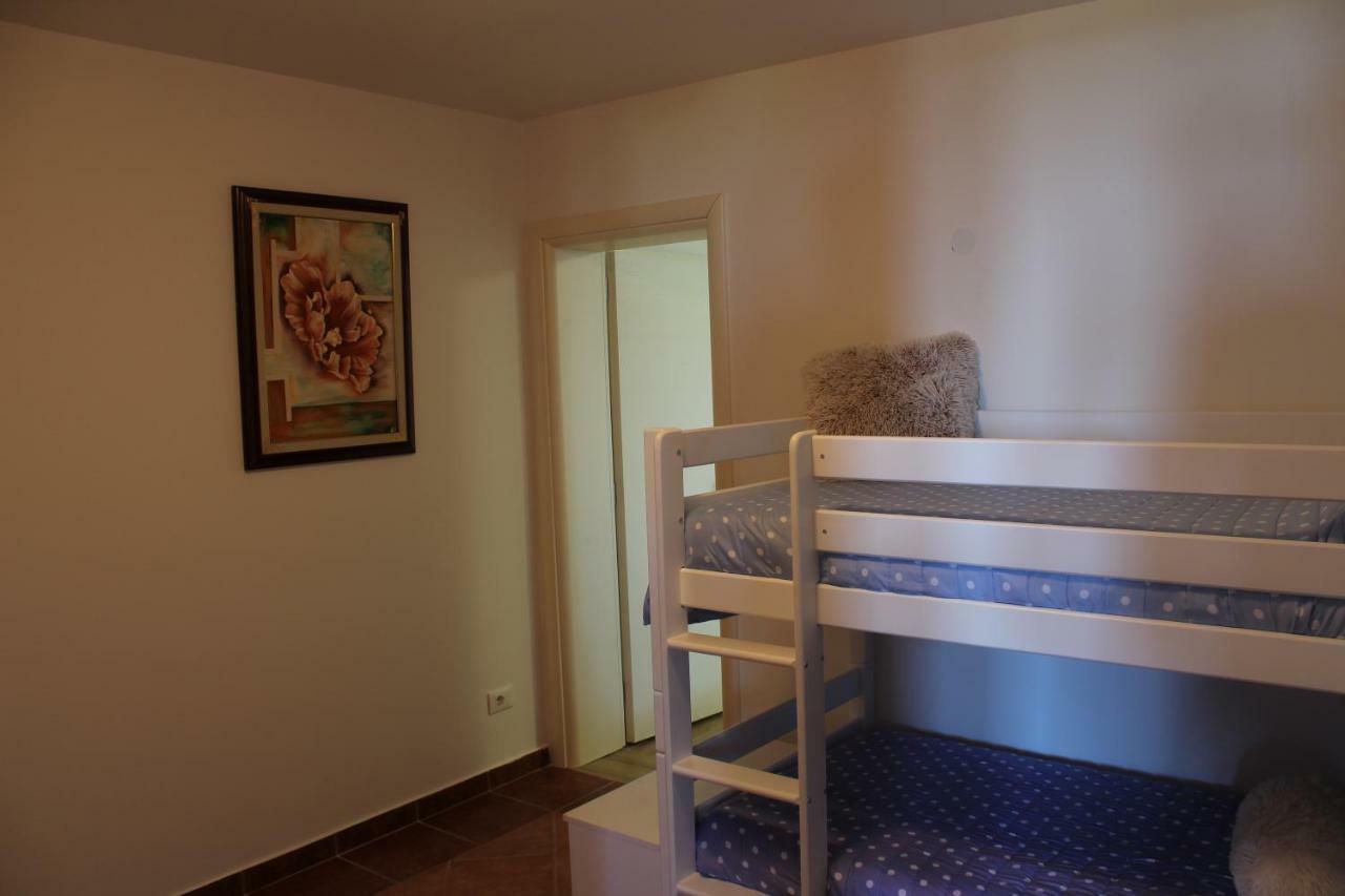 Apartman Robi Nova Vas  Exterior photo
